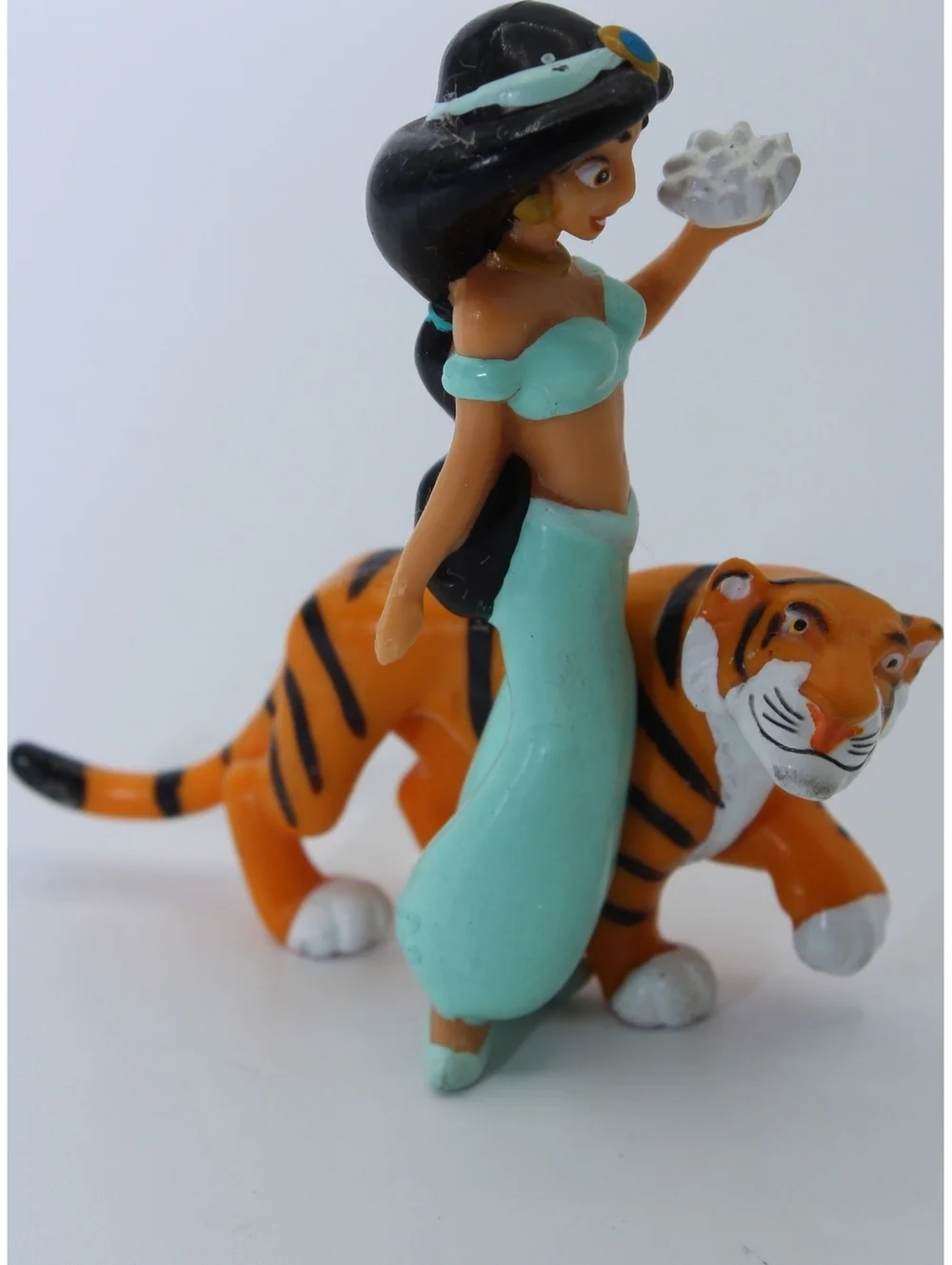 Vintage Disney Aladdin Applause Jasmine Rajah Tiger Sultan PVC Figure Lot 2 pcs